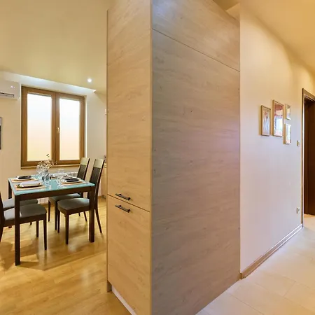 Splendid 2bdrm Sofia